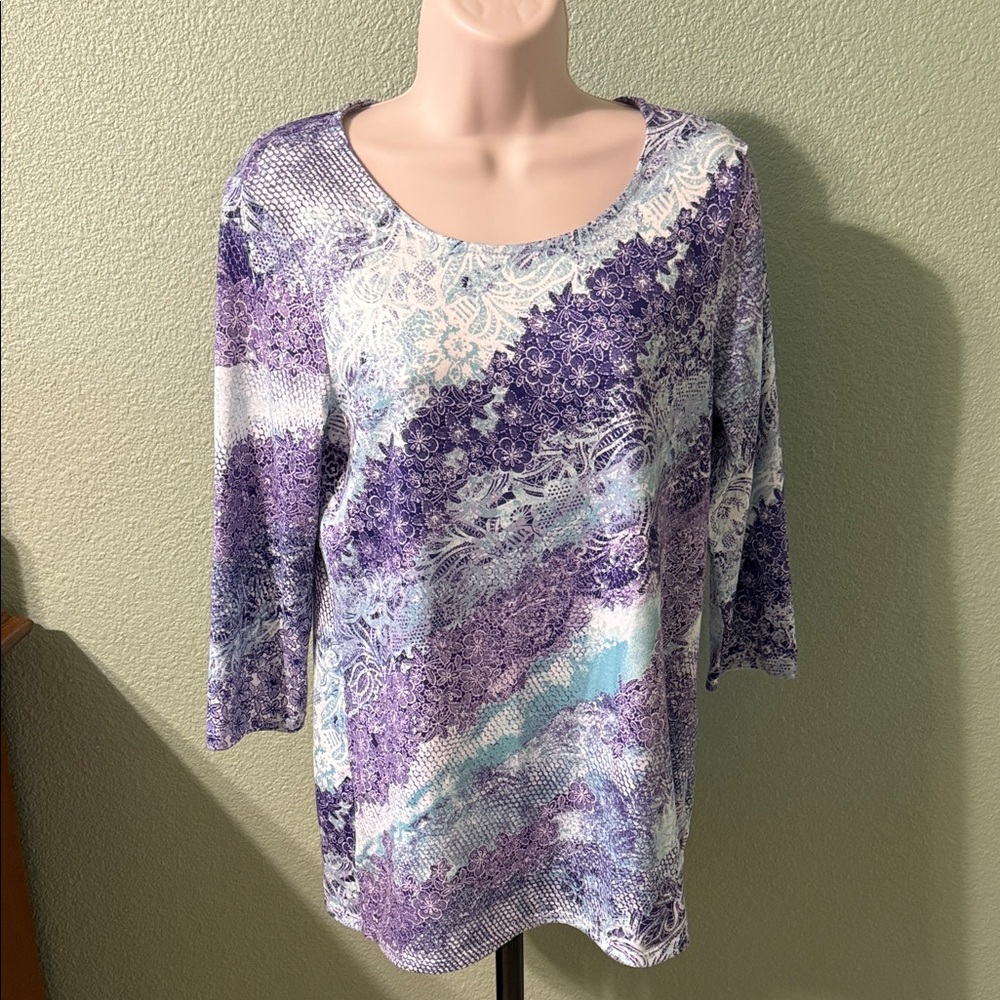 Chico’s Elegant Women's Purple and White Sweater